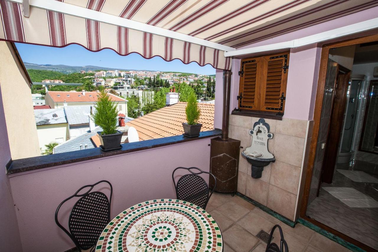 Apartments Villa Castello Crikvenica Ngoại thất bức ảnh