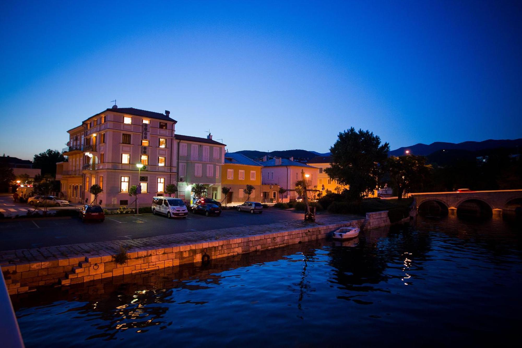 Apartments Villa Castello Crikvenica Ngoại thất bức ảnh