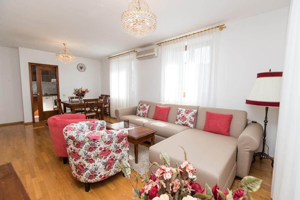Apartments Villa Castello Crikvenica Ngoại thất bức ảnh