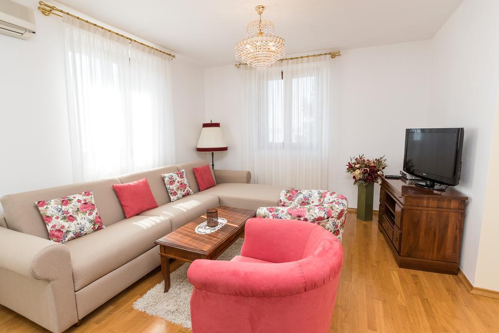 Apartments Villa Castello Crikvenica Ngoại thất bức ảnh